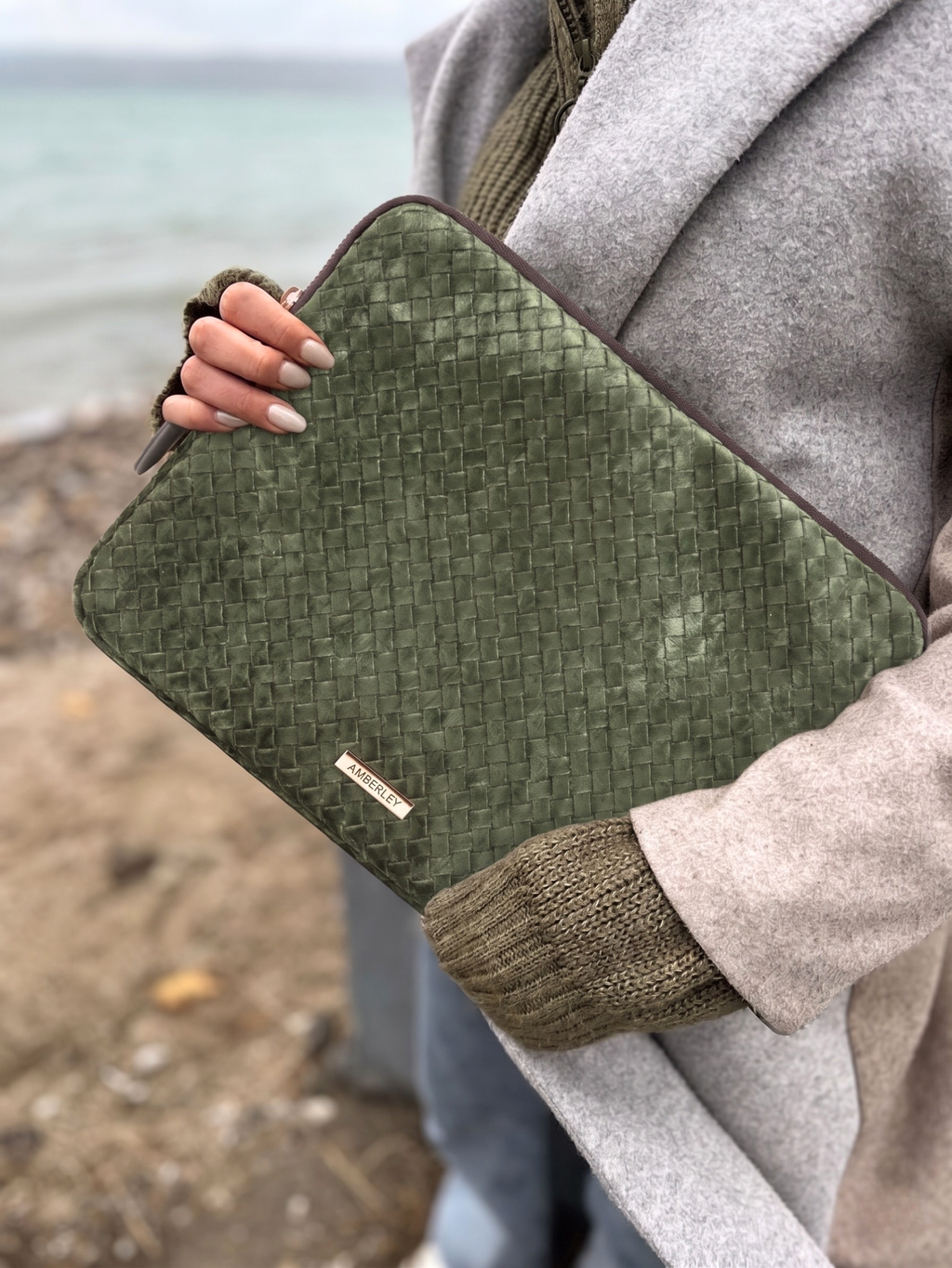 Zümrüt Yeşili Laptop Çantası | Ön Sipariş